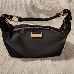 Sleek Kate Spade Nylon/Leather Shoulder Purse With Gold Hardware 12324 — Black